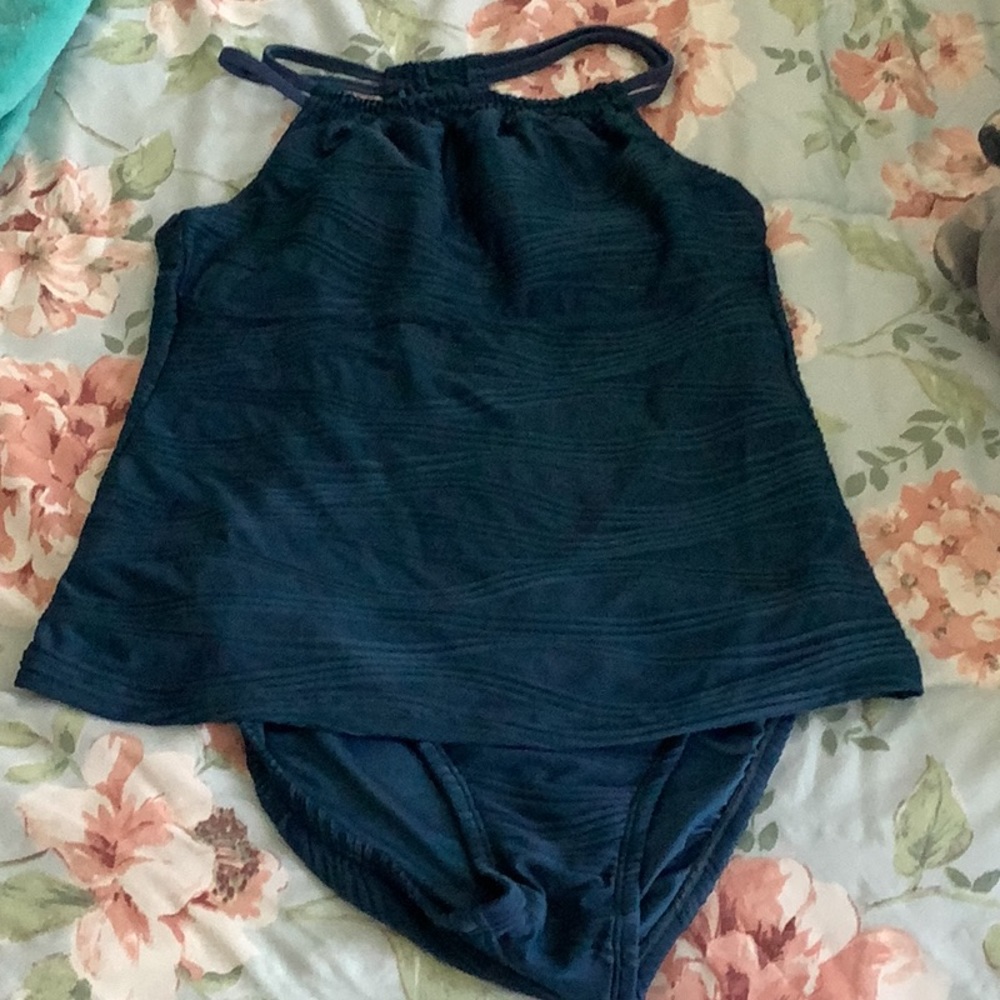 GO Gossip tankini size Small blue/green no wires sexy feminine great feel
